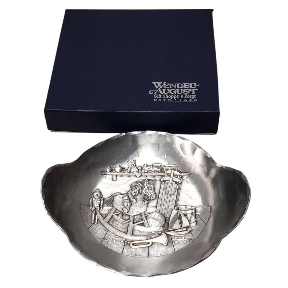 Wendell August Forge Hammered Aluminum Christmas Toys Bowl Trinket Dish